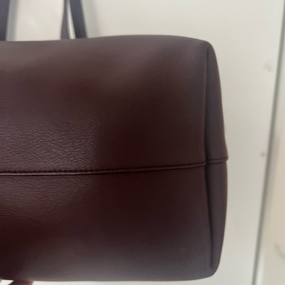 COPY - Saint Laurent tote- excellent condition. No scuffs, no stains - Picture 4 of 7